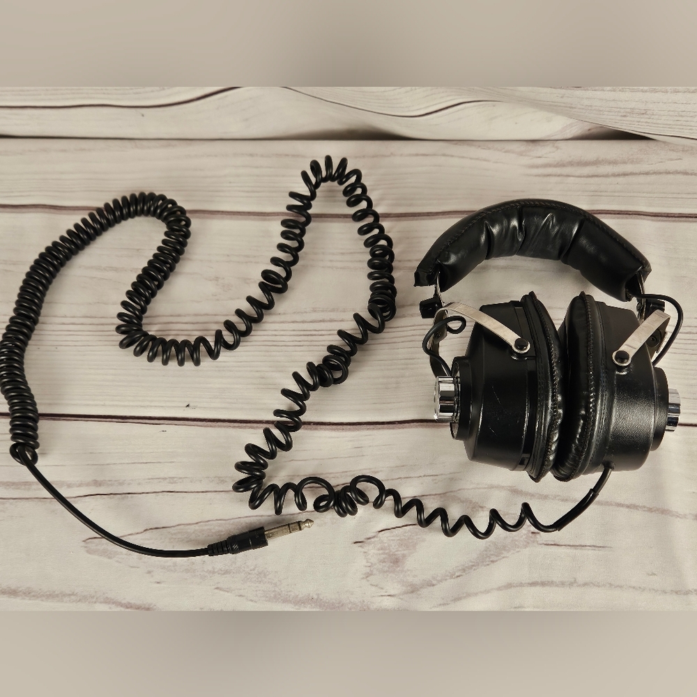 Vintage Columbia Dynamic Stereo Headphones HP-25 8 OHM Japan